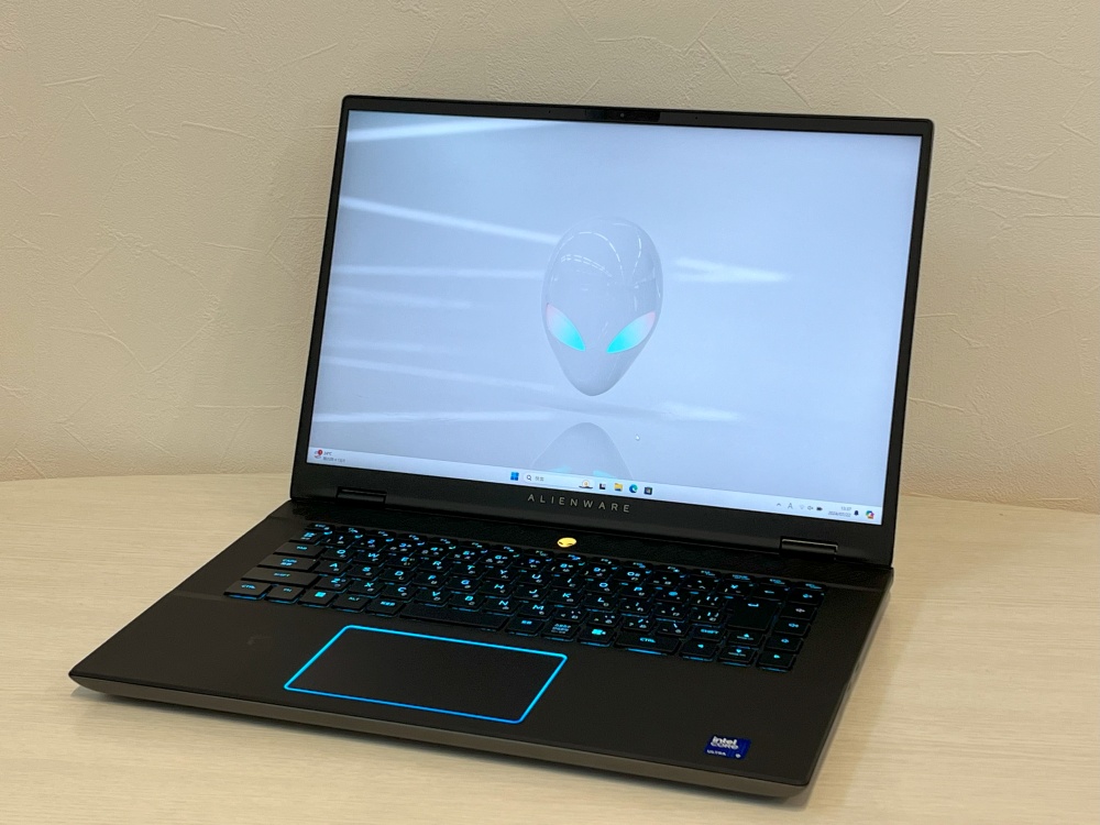 DELL Alienware m16 r2の画像1